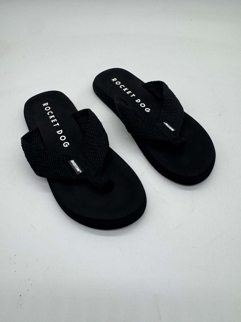 Rocket Dog Sunset Flip Flop Size 9 Black
